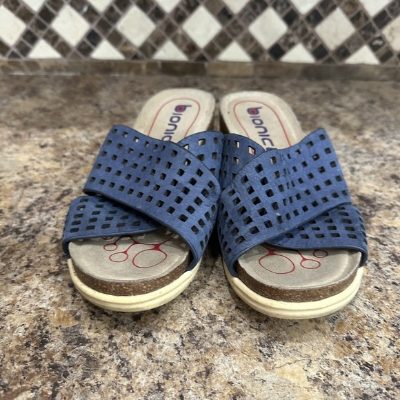 BIONICA Ambridge Slip-On Leather Wedge Sandals Women 6 Blue Open Toe Comfort - Picture 4 of 7